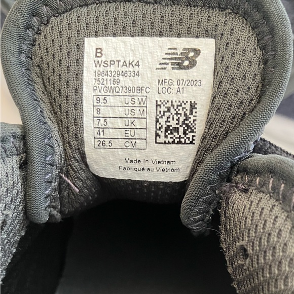 New Balance Fresh Foam SPT V4 Running Shoes 9.5 - Picture 8 of 9